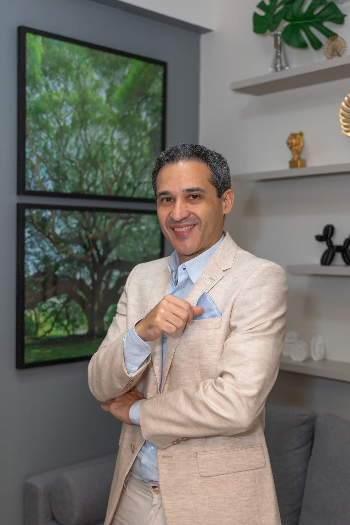 Dr. Daniel Freitas no consultório